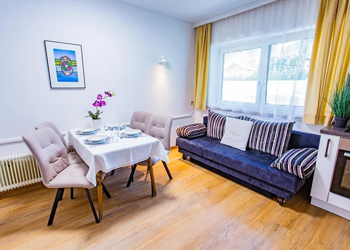 Soldanella 6 By Alpenidyll